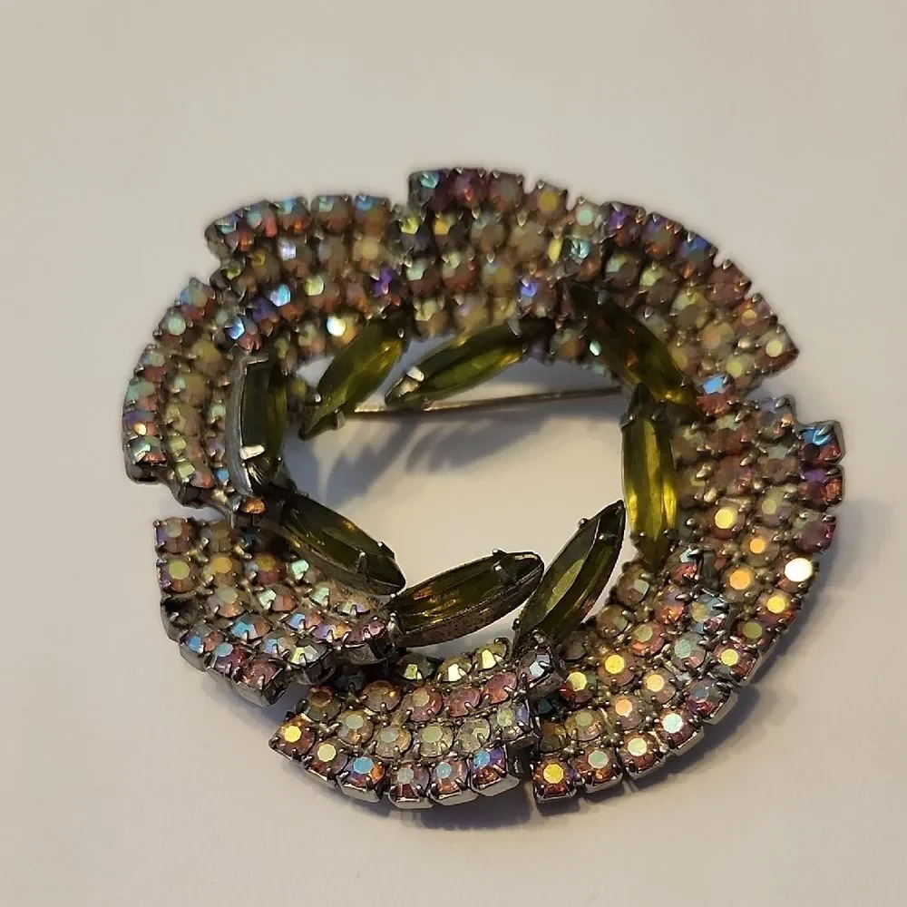 Vintage Rhinestone Brooch